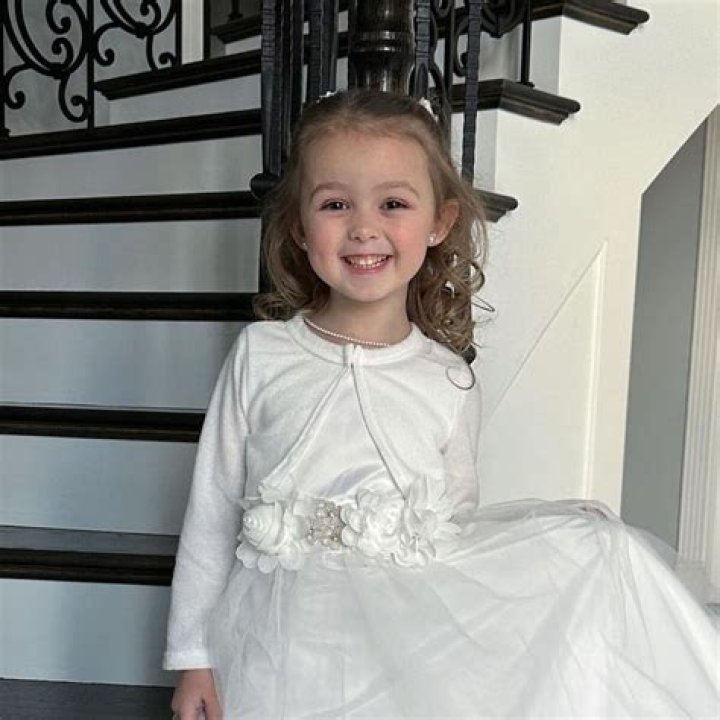 Cora Atwood - Age, Family, Bio