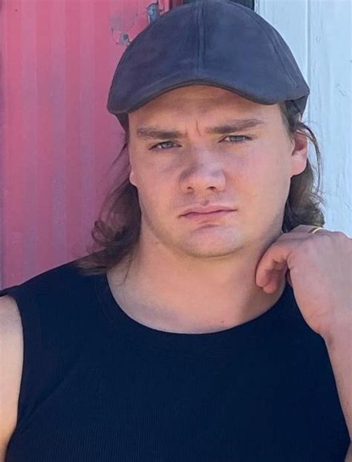 Dakota Goyo Bio (Wiki) 