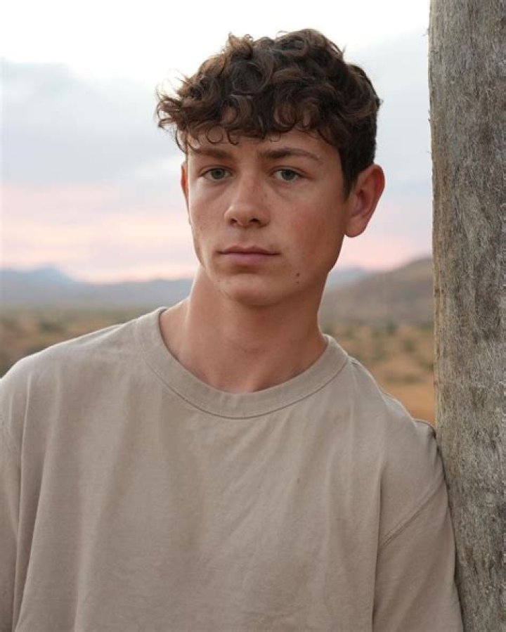 Dakota Lotus - Age, Family, Bio