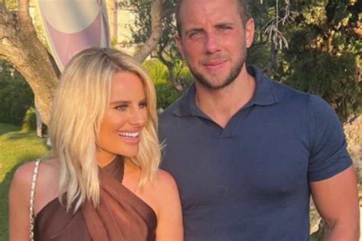 Danielle Armstrong is engaged to boyfriend Tommy Edney!