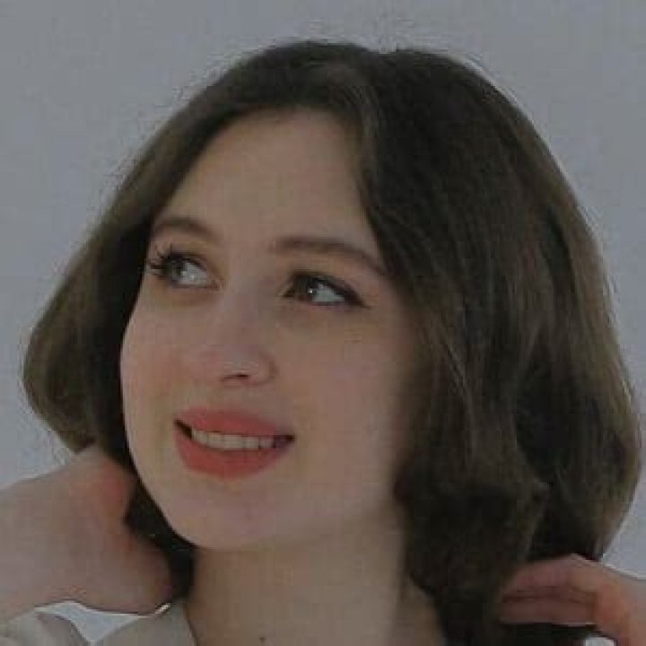 Darina Vekua - Age, Family, Bio