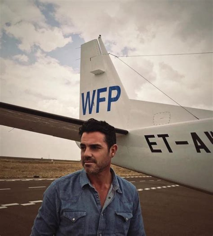 Darren Genet Bio (Wiki) 