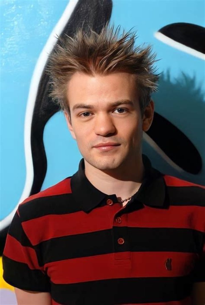 Deryck Whibley Net Worth - Wiki, Age, Weight and Height, Relationships, Family, and More