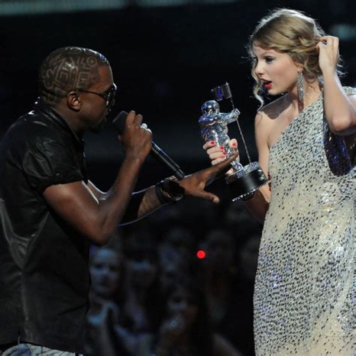 Does Taylor Swift even care about Kanye West’s gross ‘Famous’ video?