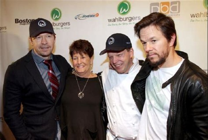 Donnie Wahlberg Family: Parents Ethnicity, Wife And Kids