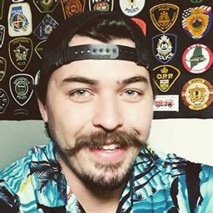 Donut Operator Wiki, Wife, Net Worth, Facts