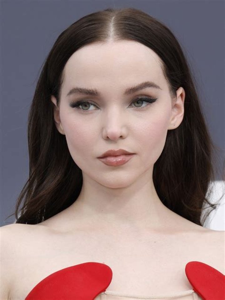 Dove Cameron Dating, Boyfriend, Affair, Relationship, Net Worth