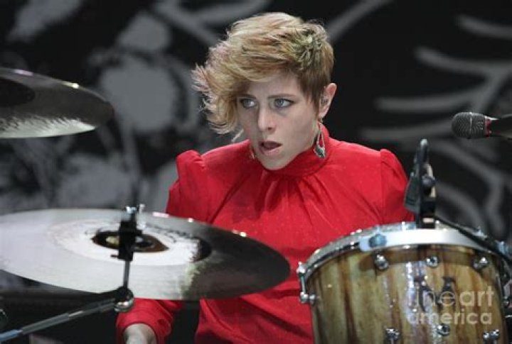 Elaine Bradley - Age, Family, Bio