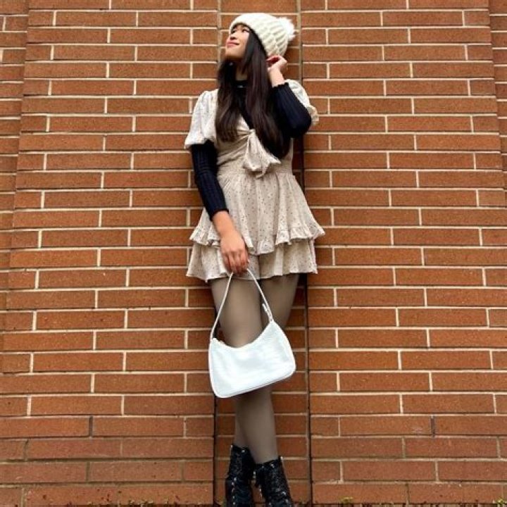 Elizabeth Yu Bio (Wiki) 