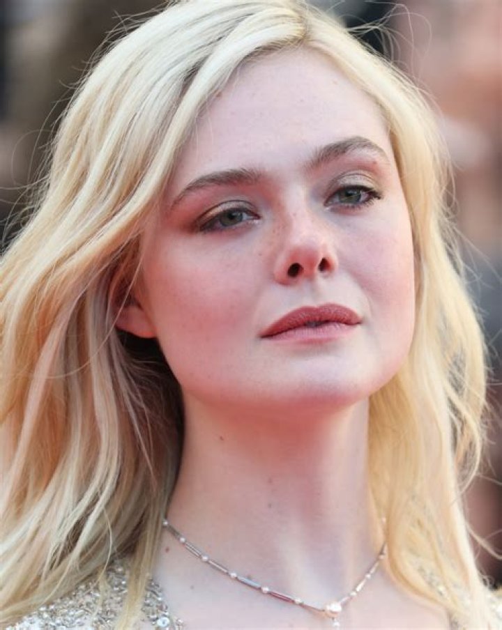 American Famous Actress, Elle Fanning Has A Boyfriend Named Max Minghella. Know About Her Personal Life