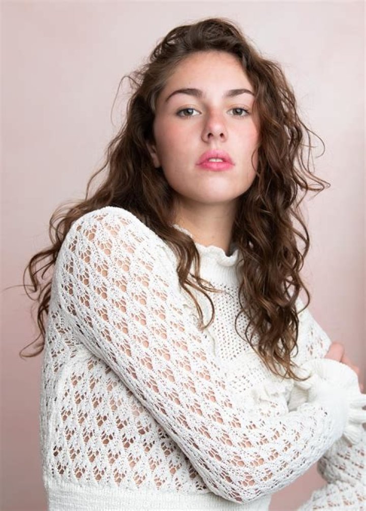 Eloise Webb - Age, Family, Bio