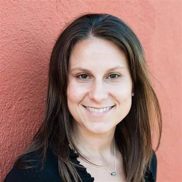 Emma Nesper Bio (Wiki) 