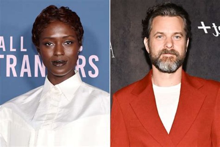 ET: The vibe was off between Jodie Turner Smith & Joshua Jackson in the past month