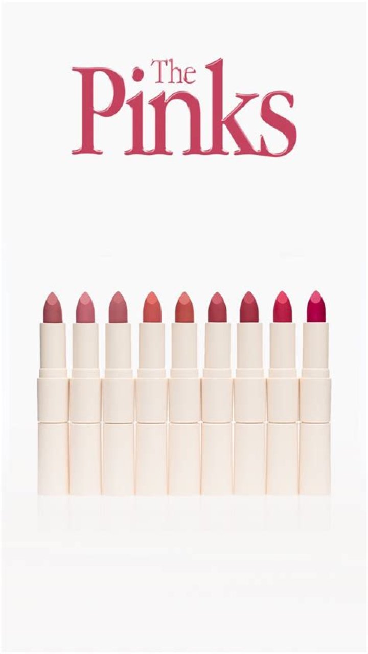 We're Obsessed With These Fall Fashion and Beauty Looks