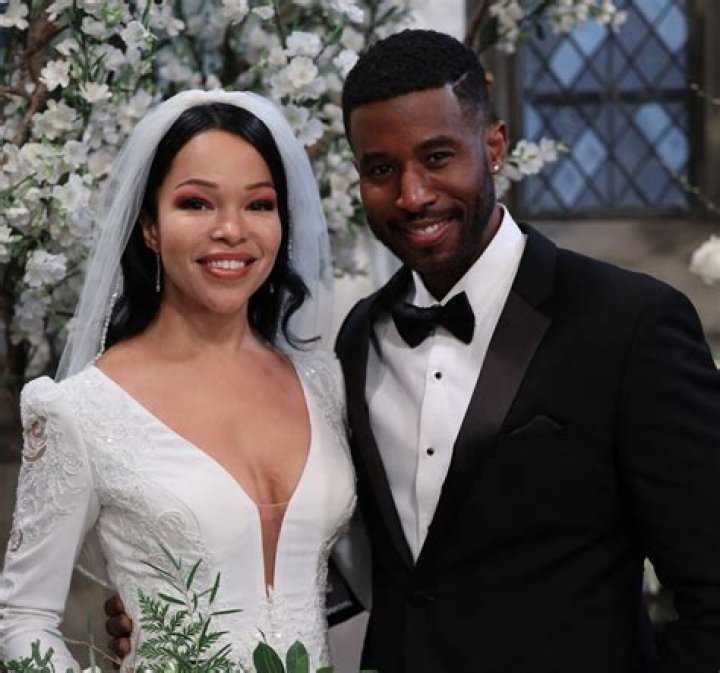 Gavin Houston - Age, Family, Bio