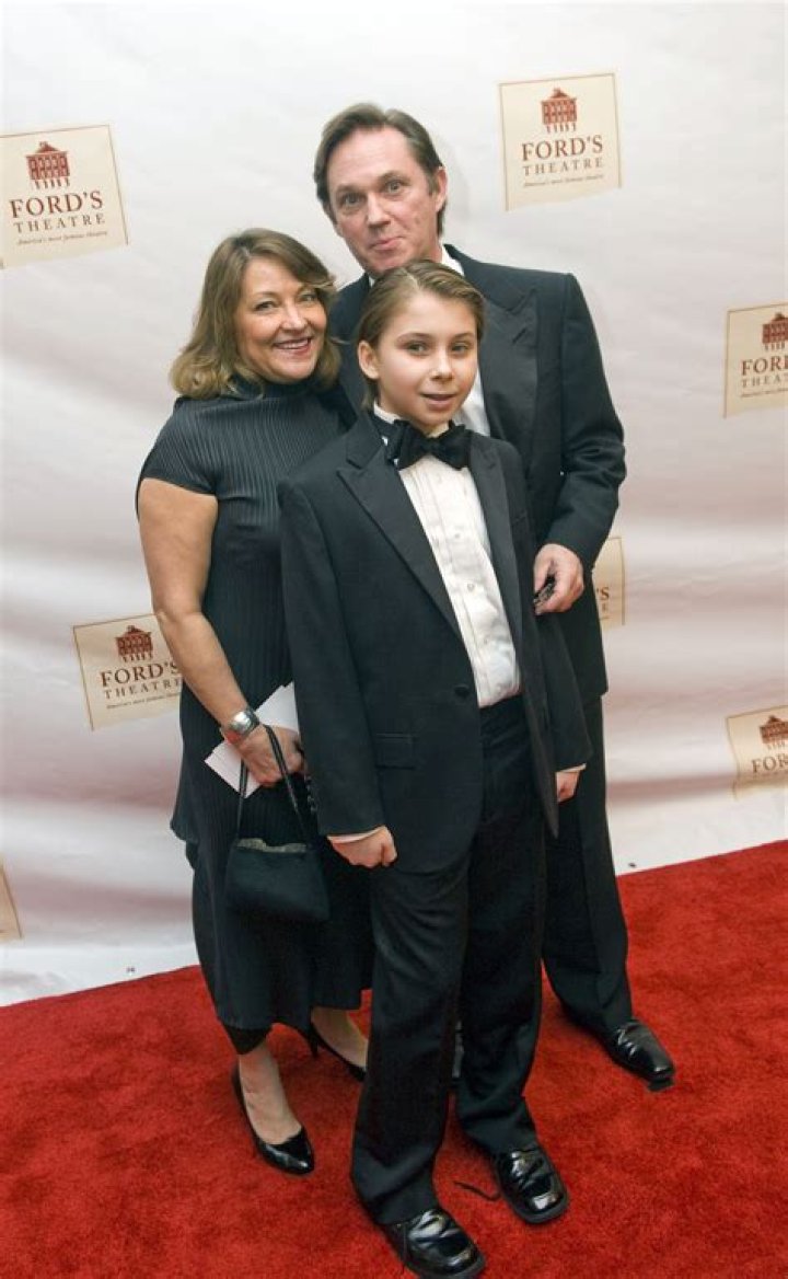 Art Dealer, Wife, and Mother