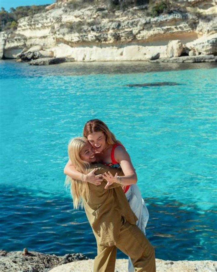 Hayley Kiyoko Gets Emotional Remembering Girlfriend Becca Tilley’s Coming Out Process!