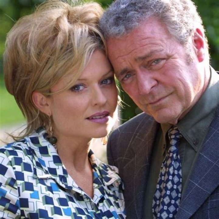 Height, Weight, Net Worth, Age, Birthday, Wikipedia, Who, Instagram, BiographyNana Coburn