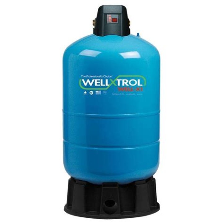 How long does a well x trol tank last?