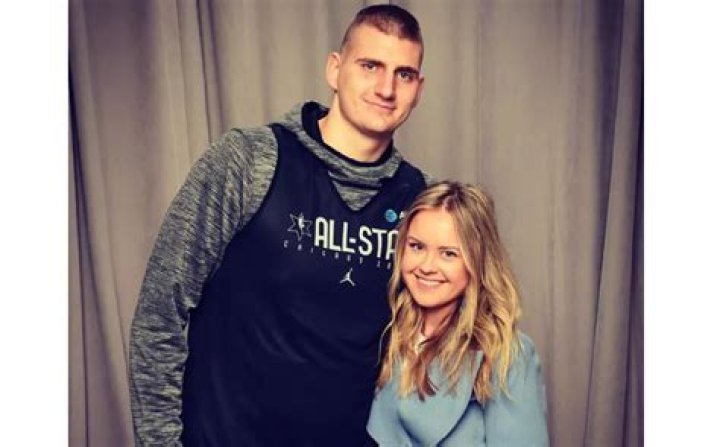 How Tall Are Jokic Parents – Are They From An Athletic Background? Siblings Age And Height