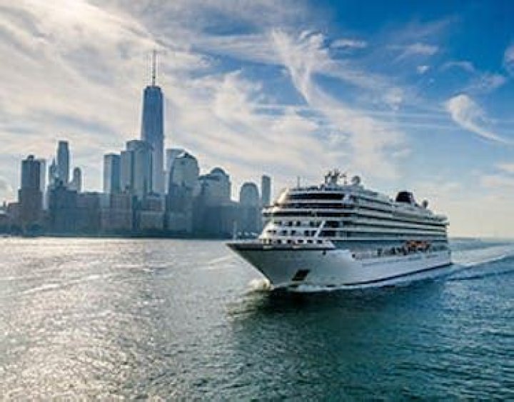 Ireland Cruises: Best Cruises to Ireland 2024 & 2025