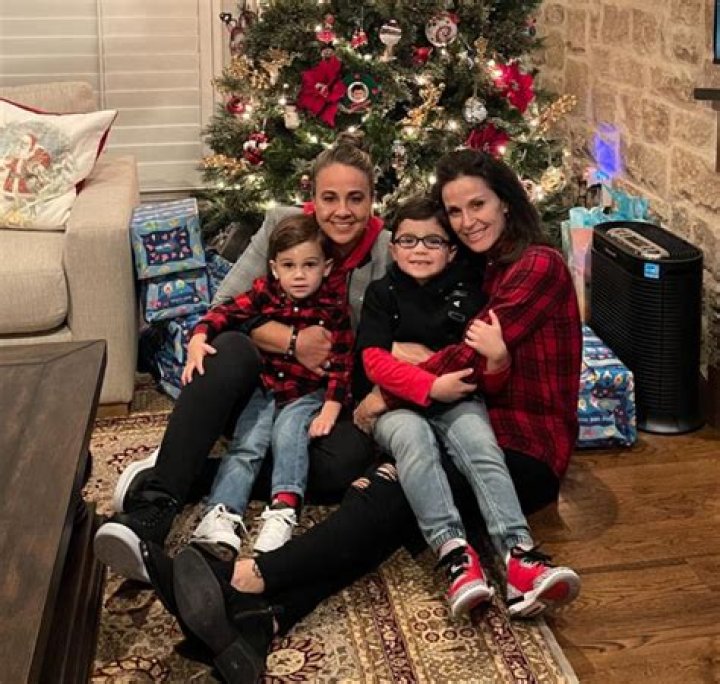 Is Becky Hammon lesbian?