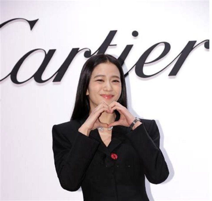 Is Jisoo Gay – What Is Her Sexuality? Dating Timeline And Bio