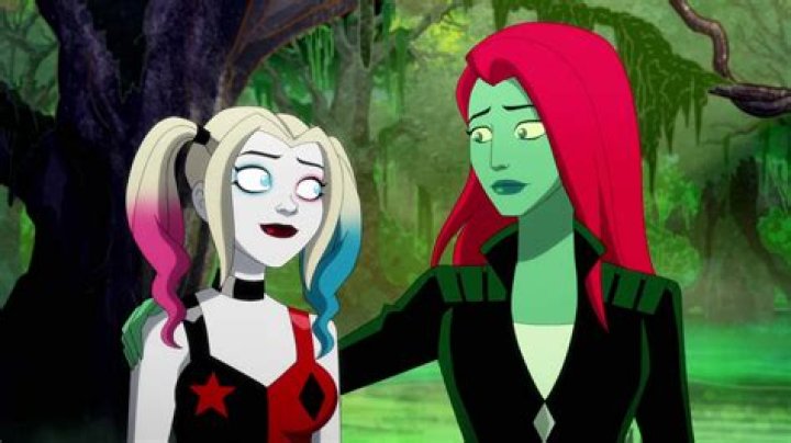 Is Poison Ivy lesbian?