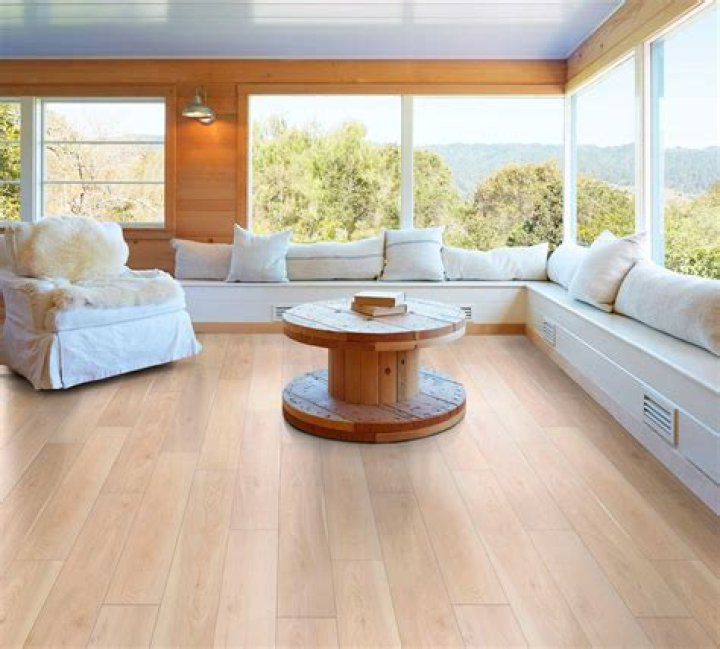 Is polypropylene safe on vinyl floors?