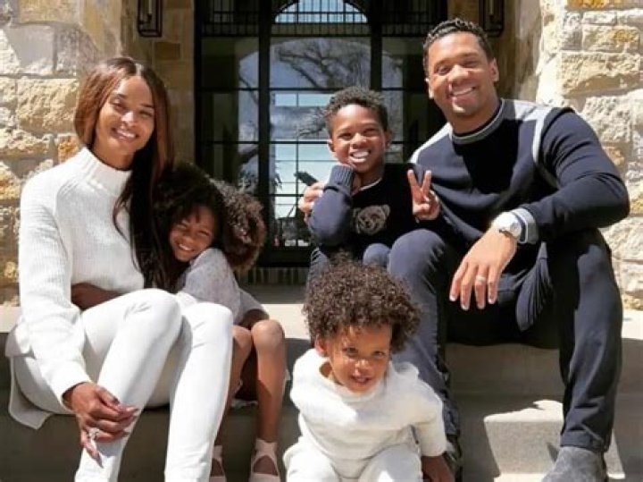 Is Russell Wilson Christian Mormon Or IDS: Family Origin