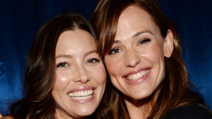 A Laverne and Shirley movie with Jessica Biel & Jennifer Garner?