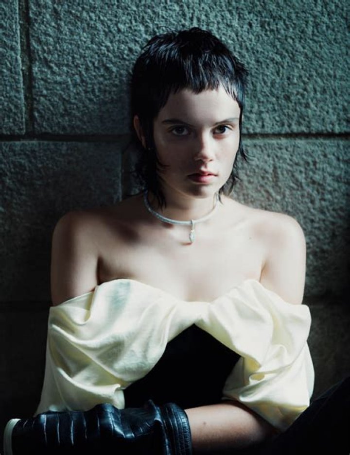 Isla Johnston Height, Weight, Net Worth, Age, Birthday, Wikipedia, Who, Instagram, Biography