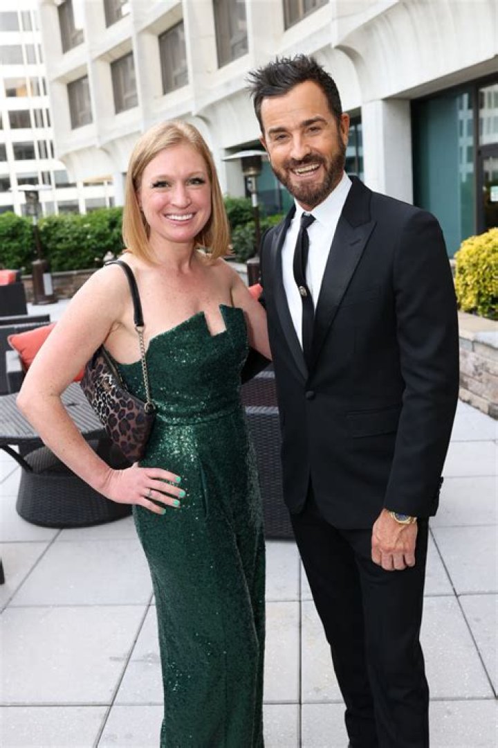 Famous news reporter from The Daily Beast, Jackie Kucinich is living a happy married life with Jared Louis Allen.
