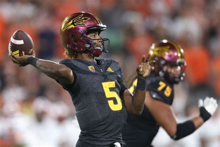 
Jaden Rashada Parents Harlen Rashada And Destiny Rashada Raised A Family Of Four In The Golden State 