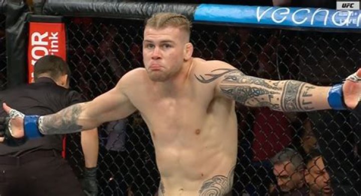 Jake Matthews - Age, Family, Bio