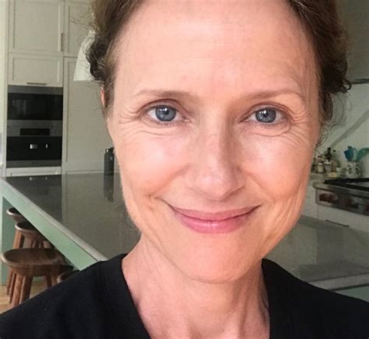 Jean Louisa Kelly Bio (Wiki) 