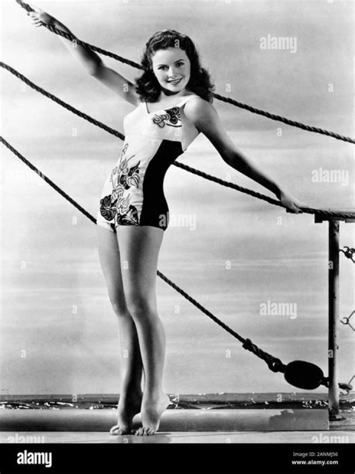 Jeanne Crain Net Worth - Wiki, Age, Weight and Height, Relationships, Family, and More