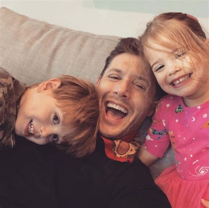 Jensen Ackles and his wife welcome boy and girl twins Zeppelin and Arrow
