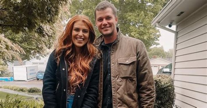 Jeremy Roloff Slammed For Controversial Photos