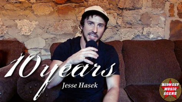 Jesse Hasek - Age, Family, Bio