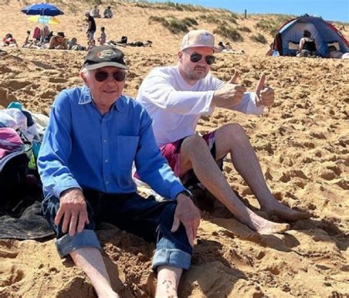 Jim Jefferies Brother Scott Nugent – Age Parents And Net Worth