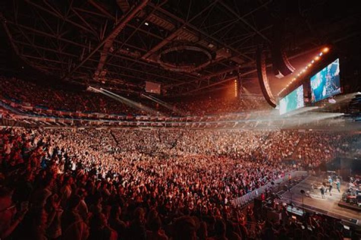 bitchy | John Mayer Performs at O2 Arena, London