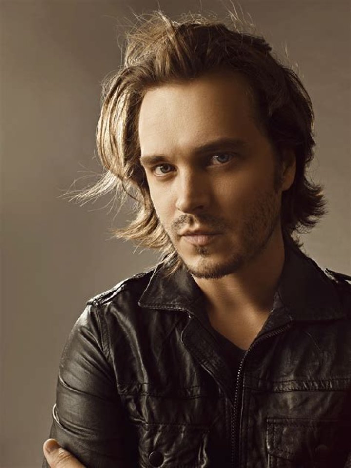 Jonathan Jackson Net Worth - Wiki, Age, Weight and Height, Relationships, Family, and More