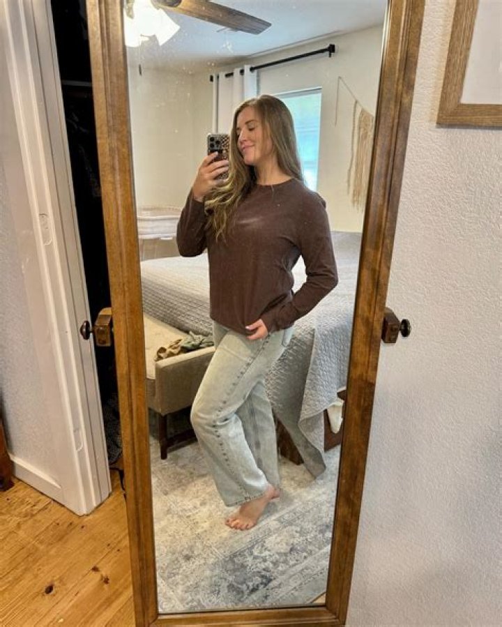 Joy-Anna Duggar Gives Upsetting Update About Son