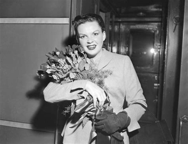 Judy Garland Eating Disorder: Bulimia Or Anorexia, Health Update