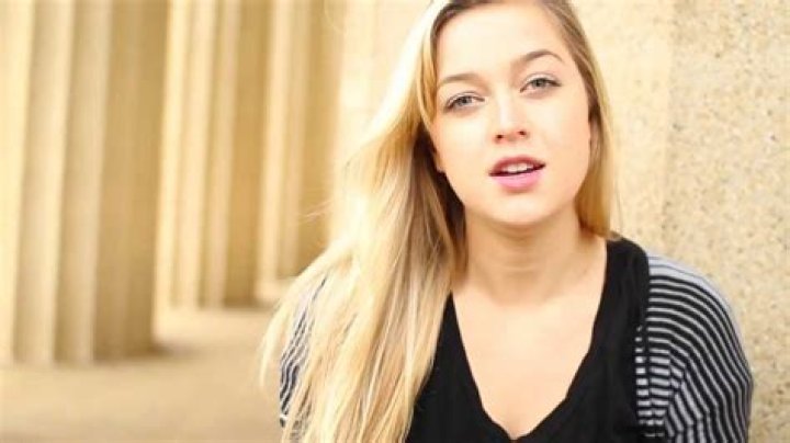 Julia Sheer - Age, Family, Bio