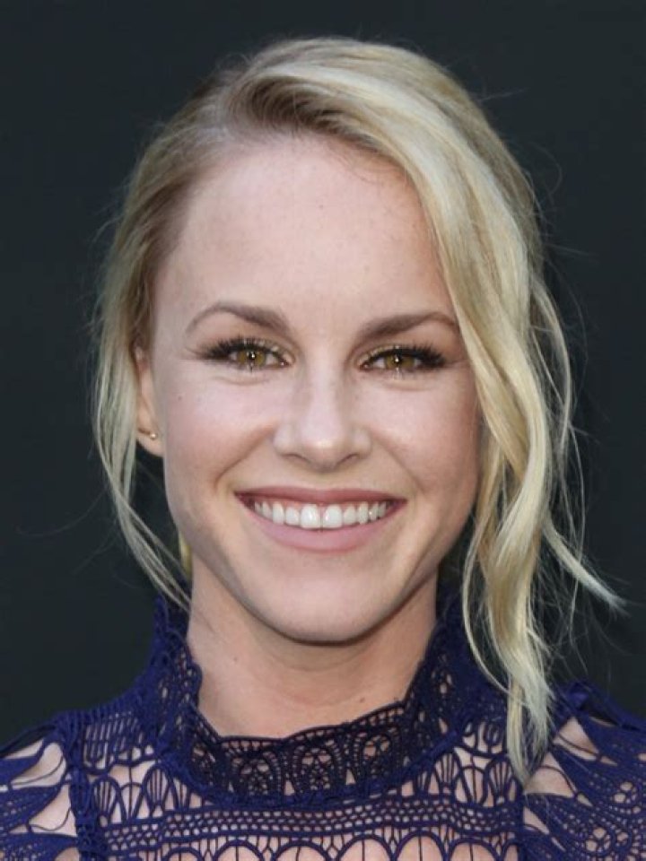 Julie Berman Net Worth - Wiki, Age, Weight and Height, Relationships, Family, and More