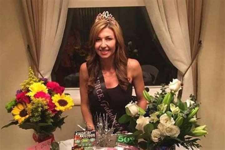 Julie Durda Bio (Wiki) 