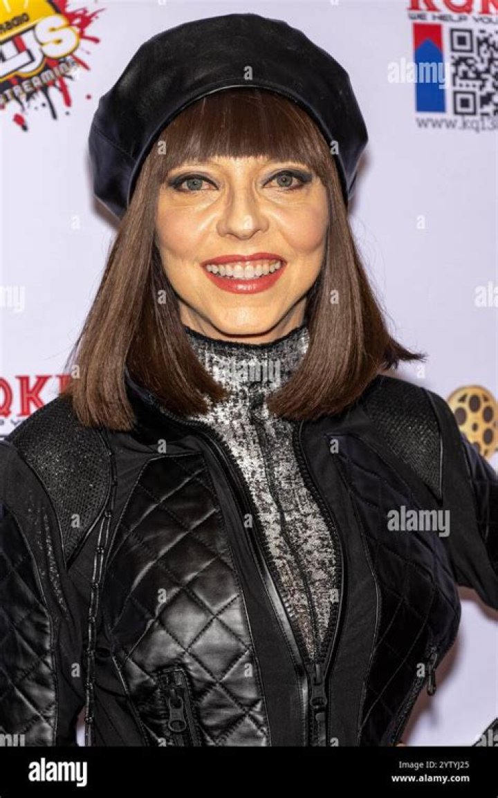 Juliet Landau Net Worth - Wiki, Age, Weight and Height, Relationships, Family, and More