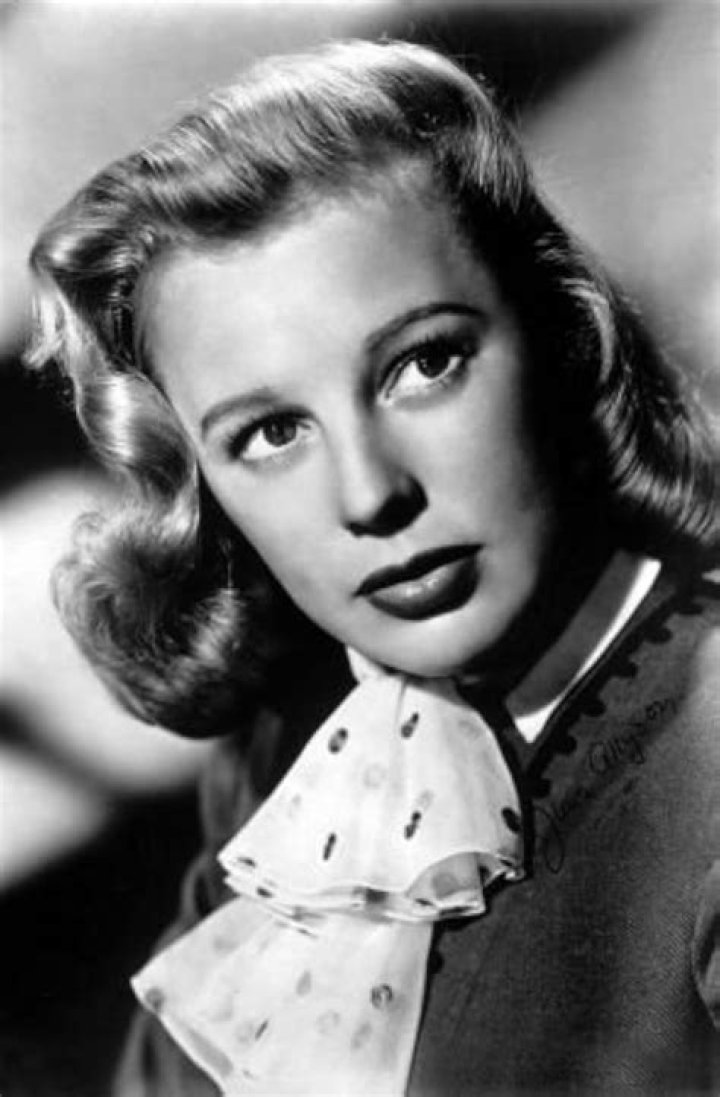 June Allyson Height - CelebsHeight.org